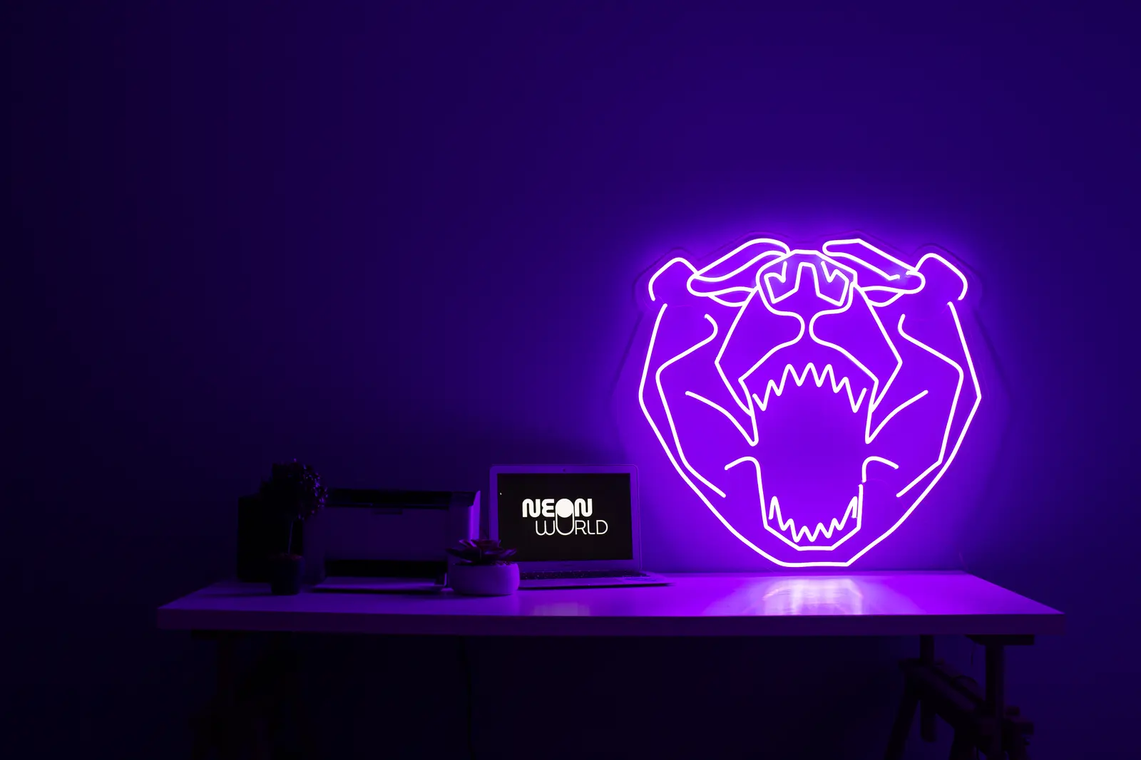 Neonový tygr — realizace Neonworld