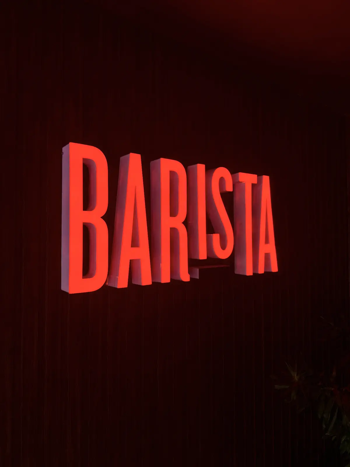 Světelná písmena Barista — realizace Neonworld
